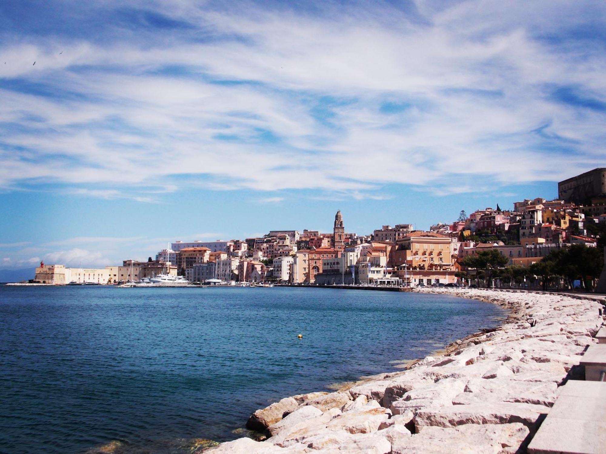 Oltre Il Mare Guest House Гаэта Экстерьер фото