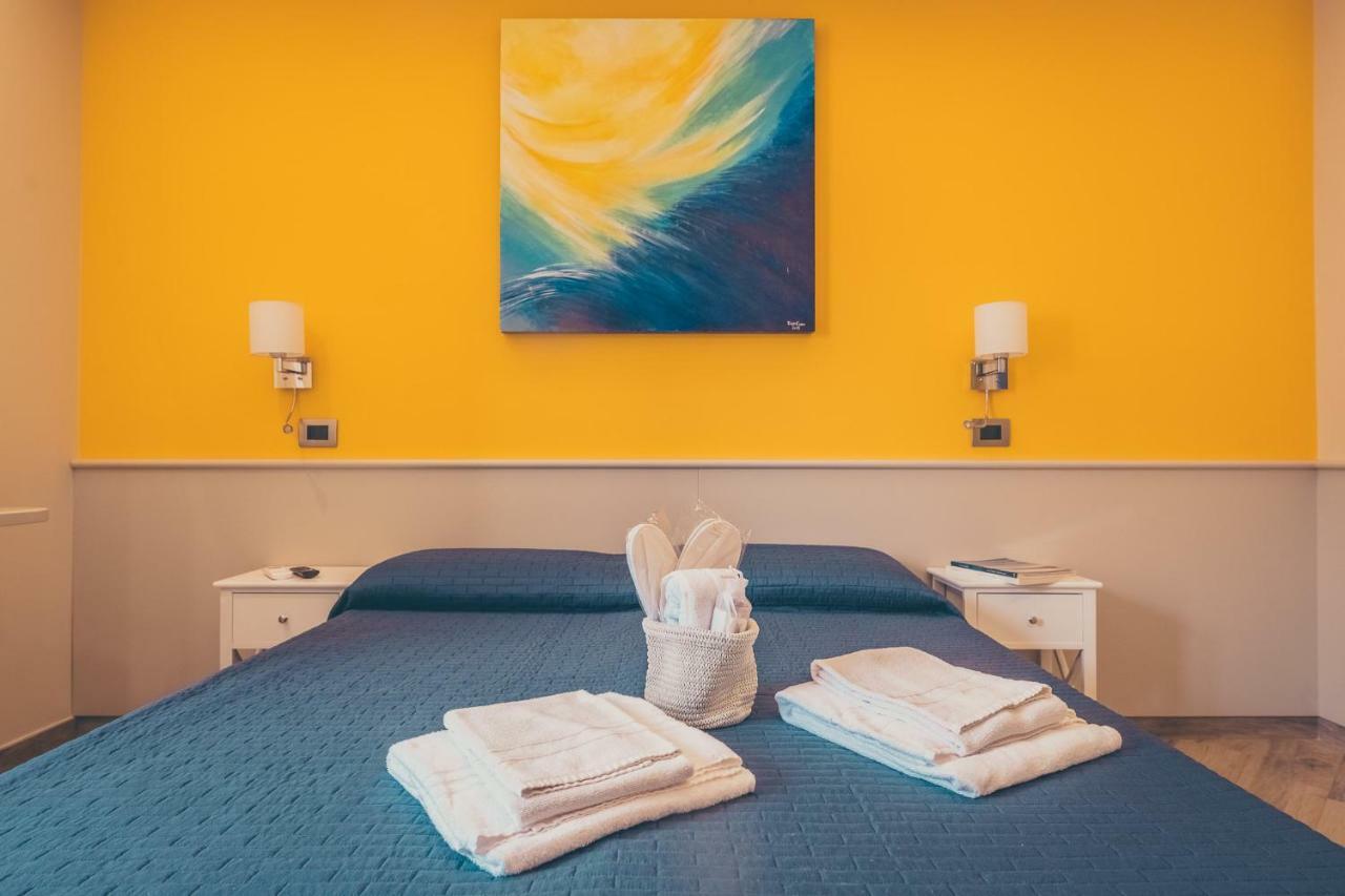 Oltre Il Mare Guest House Гаэта Экстерьер фото
